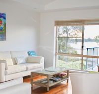 Riverside Views Hawks Nest - Australian Directory
