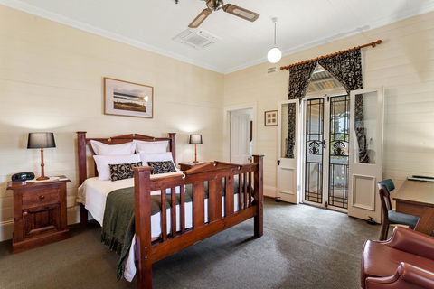 Riversleigh House - Australian Directory 2