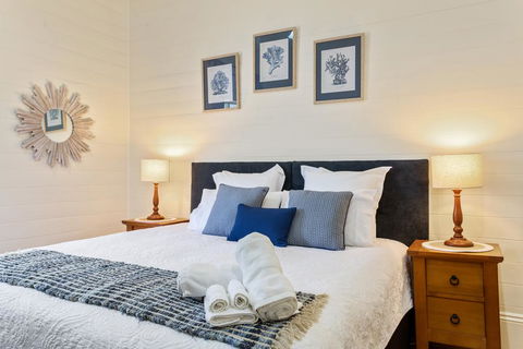 Riversleigh House - Australian Directory 3