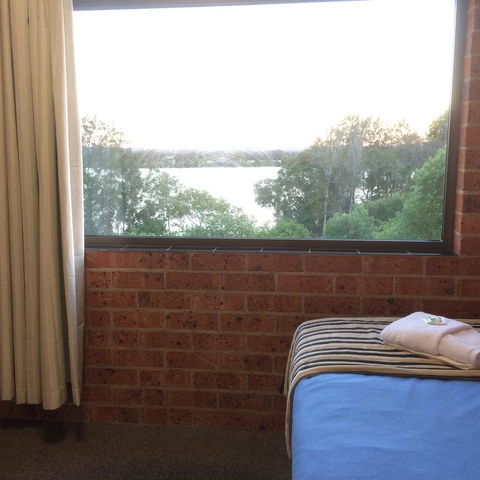 Riverview Motor Inn - Australian Directory 3