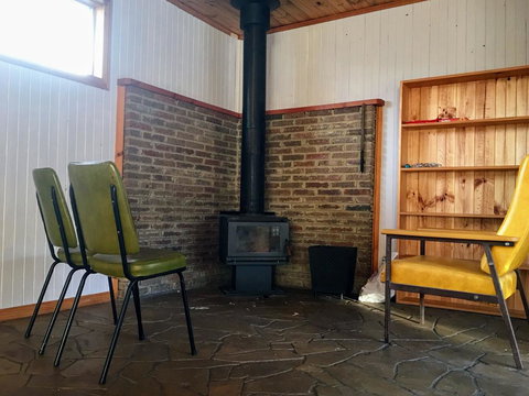 Romantic Getaway With Spa And Wifi - Pet Friendly - Australian Directory 1