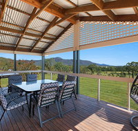 Rosamund House in Broke 4br House in walking distance to Cellar Doors - Australian Directory