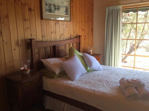 Rose Cottage - Australian Directory 1