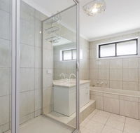 Rose Retreat - Australian Directory