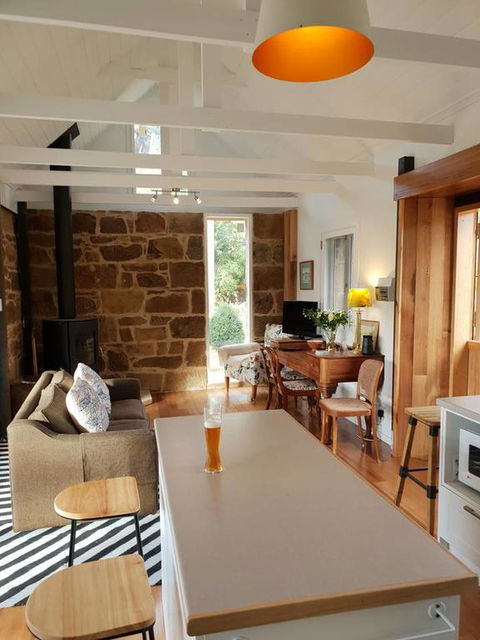 Rosendale Stables - Australian Directory 3