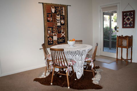 Rosewood Park Guest Suite - Australian Directory 1