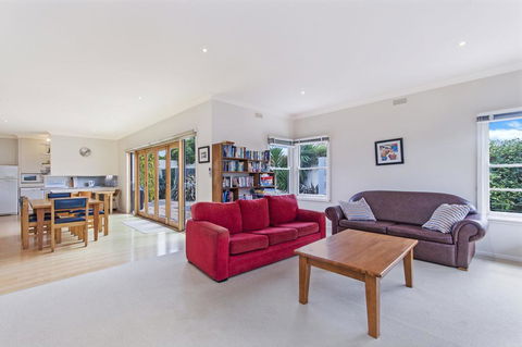 Rosie's Place - Australian Directory 0