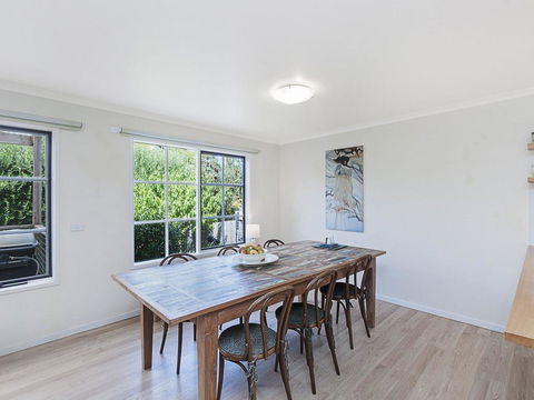 Rossanna - Australian Directory 3