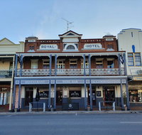 Royal Hotel - Australian Directory