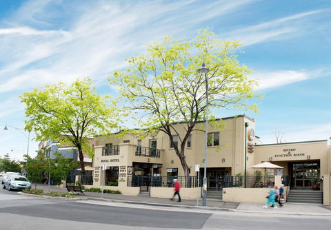 Royal Hotel - Australian Directory 0