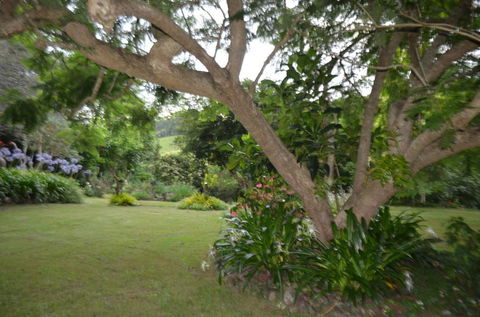 Ruddles Retreat - Australian Directory 3