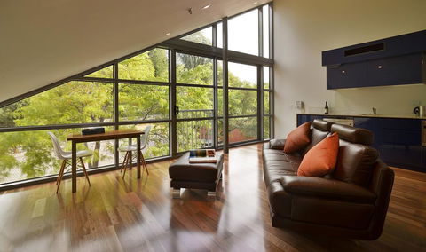 Salamanca Wharf Hotel - Australian Directory 0