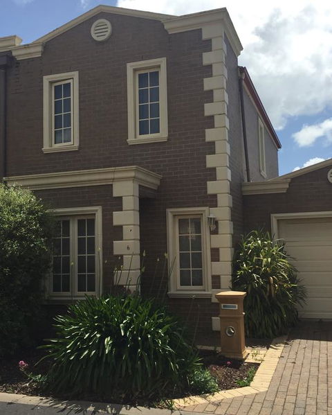 Salt Air On Lochard Place - Australian Directory 3