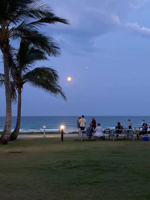 San Simeon Beachfront Apartments Tugun - Australian Directory 3