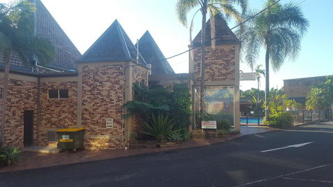 Sanctuary Resort Motor Inn - Australian Directory 0