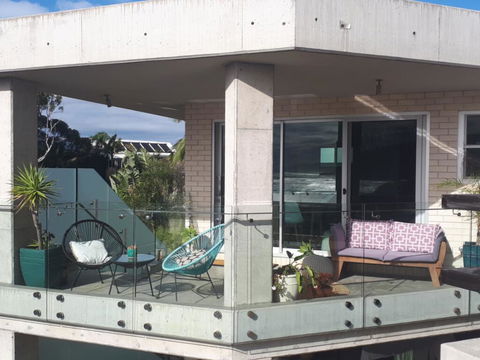 Sandon Point Coastal Abode - Australian Directory 0