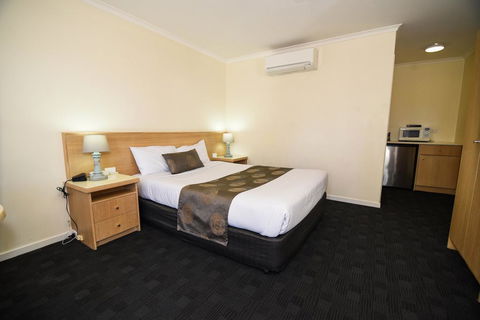 Sandown Heritage Motel - Australian Directory 1