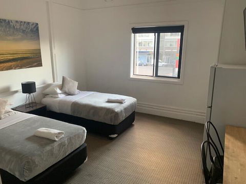 Sandy Bottoms Guesthouse - Australian Directory 2