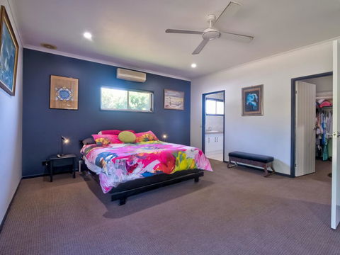 Sandy Feet Retreat Hervey Bay - Australian Directory 2