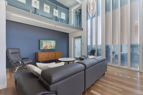 Santosha On Belmore, Sunshine Beach - Australian Directory 1