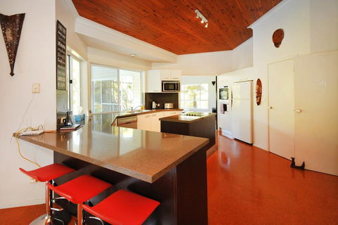 Sapphire Beach Acreage - Australian Directory 3