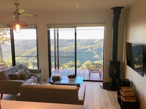 Scandinavian Cabin - Maleny - One Bedroom - Australian Directory 0
