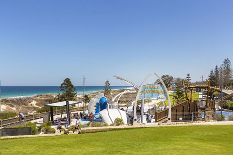 Scarborough Seaside Apartment 121 - Australian Directory 2