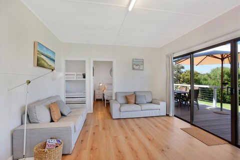 Scenic Shack - 4 Scenic Way - Australian Directory 3