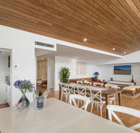 Sea la Vie 2 Luxury Apartment in Coffs Harbour Jetty with pool views and walking distance to the beach - Australian Directory