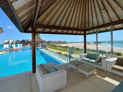 Sea Side Villa 3.2 - Australian Directory 1