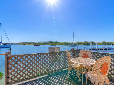 Seachange -Waterfront - Australian Directory 3