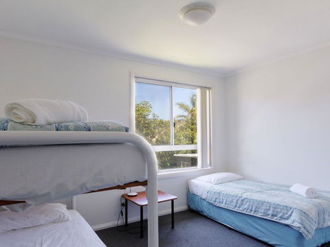 Seachange Townhouse 4 - Australian Directory 3
