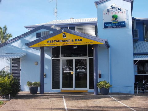 SeaEagles Beach Resort - Australian Directory 3