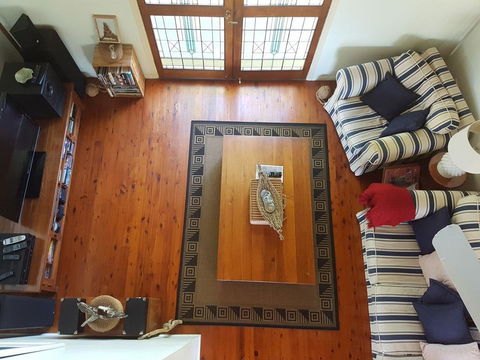 Seafarer Cottage - Australian Directory 2