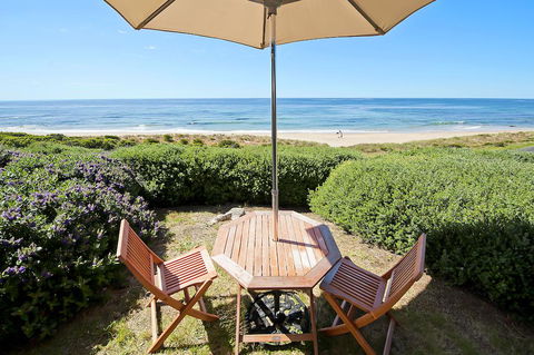Seafarers Getaway - Australian Directory 3