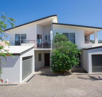 Seamistral - 1/21 Oriole Avenue - Australian Directory