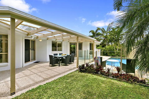 SeaShells At Noosa Heads - Australian Directory 0