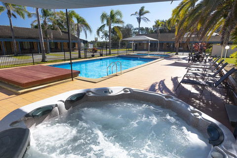 Seashells Beachfront Resort - Australian Directory 0