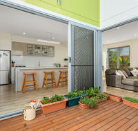 SEASIDE BY THE BEACH - Australian Directory