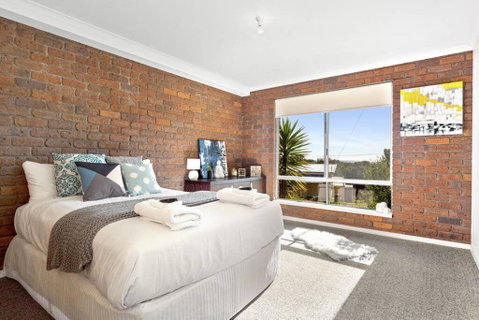 SEASIDE SERENITY 2 - L'Abode Accommodation - Australian Directory 1