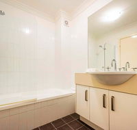 Seaspray 5 - Australian Directory