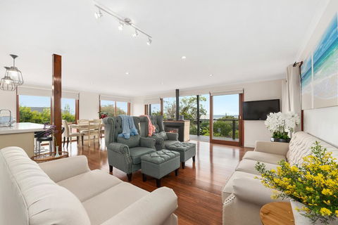 Seaview Mount Martha - Australian Directory 2