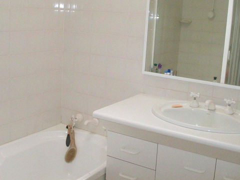 Serendipity Townhouse - Australian Directory 1