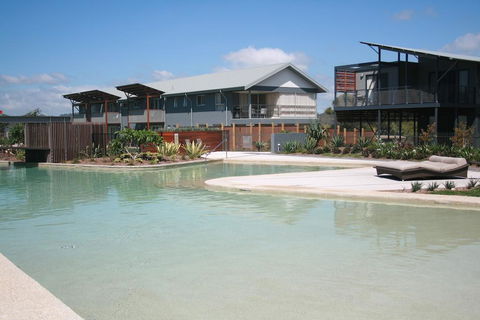 Serenity Diamond Beach (formerly Ramada Resort Diamond Beach) - Australian Directory 2