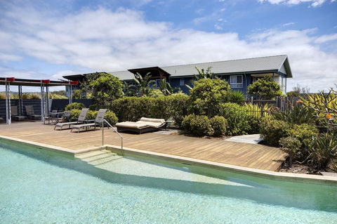 Serenity Diamond Beach (formerly Ramada Resort Diamond Beach) - Australian Directory 1