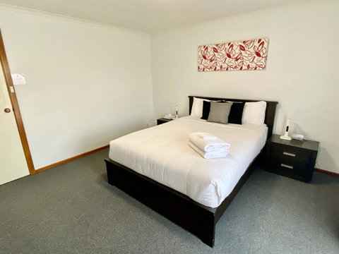 Sevens Avenue Guest House - Australian Directory 1