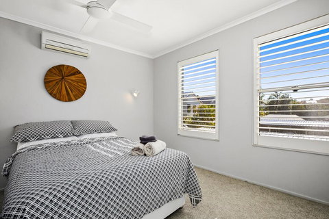 Seychelles - Australian Directory 1