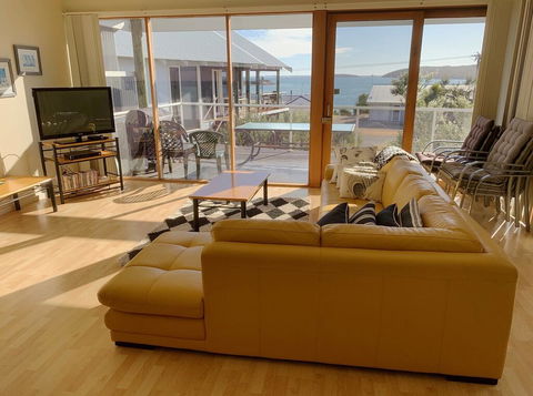 Sheoak Holiday Home - Australian Directory 0