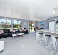 Shoreline Drive Duplex 0139 Little Pearl - Australian Directory