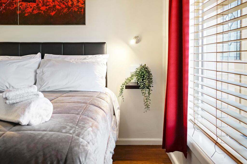  Australian Directory